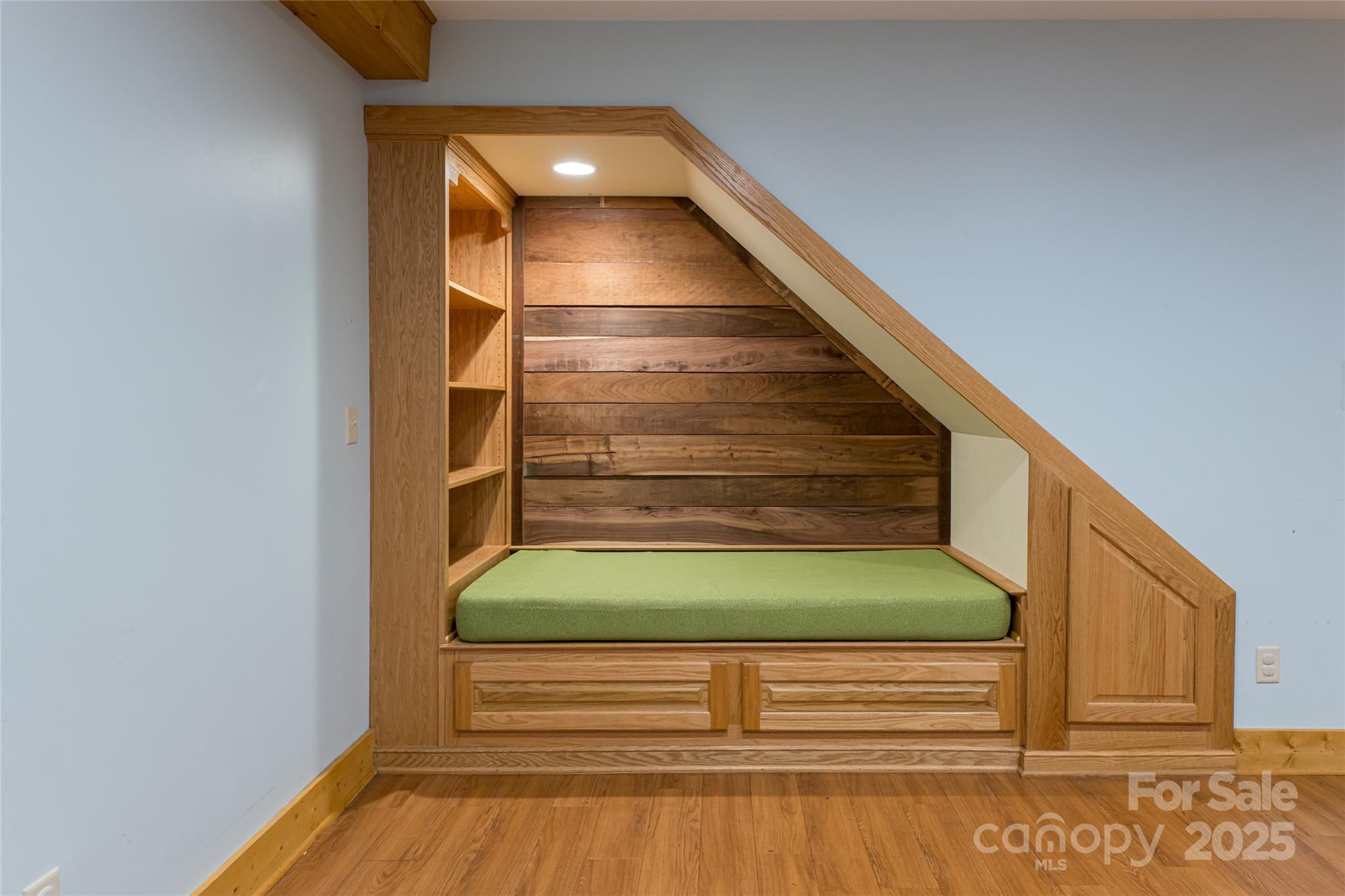 40 Governors View Road Asheville NC 28805