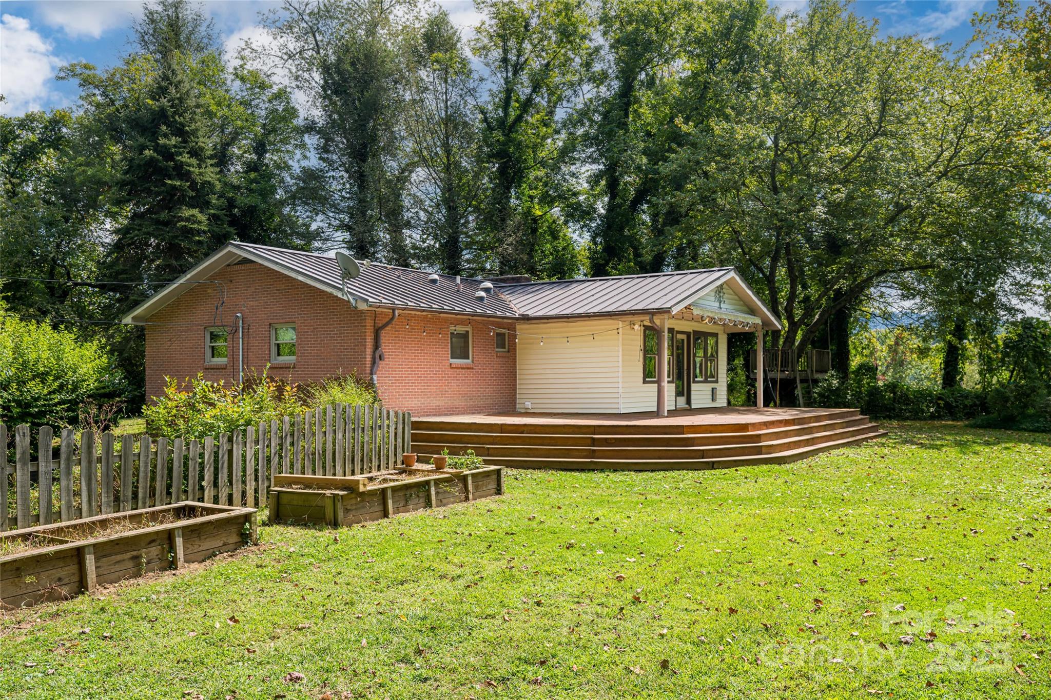 40 Governors View Road Asheville NC 28805