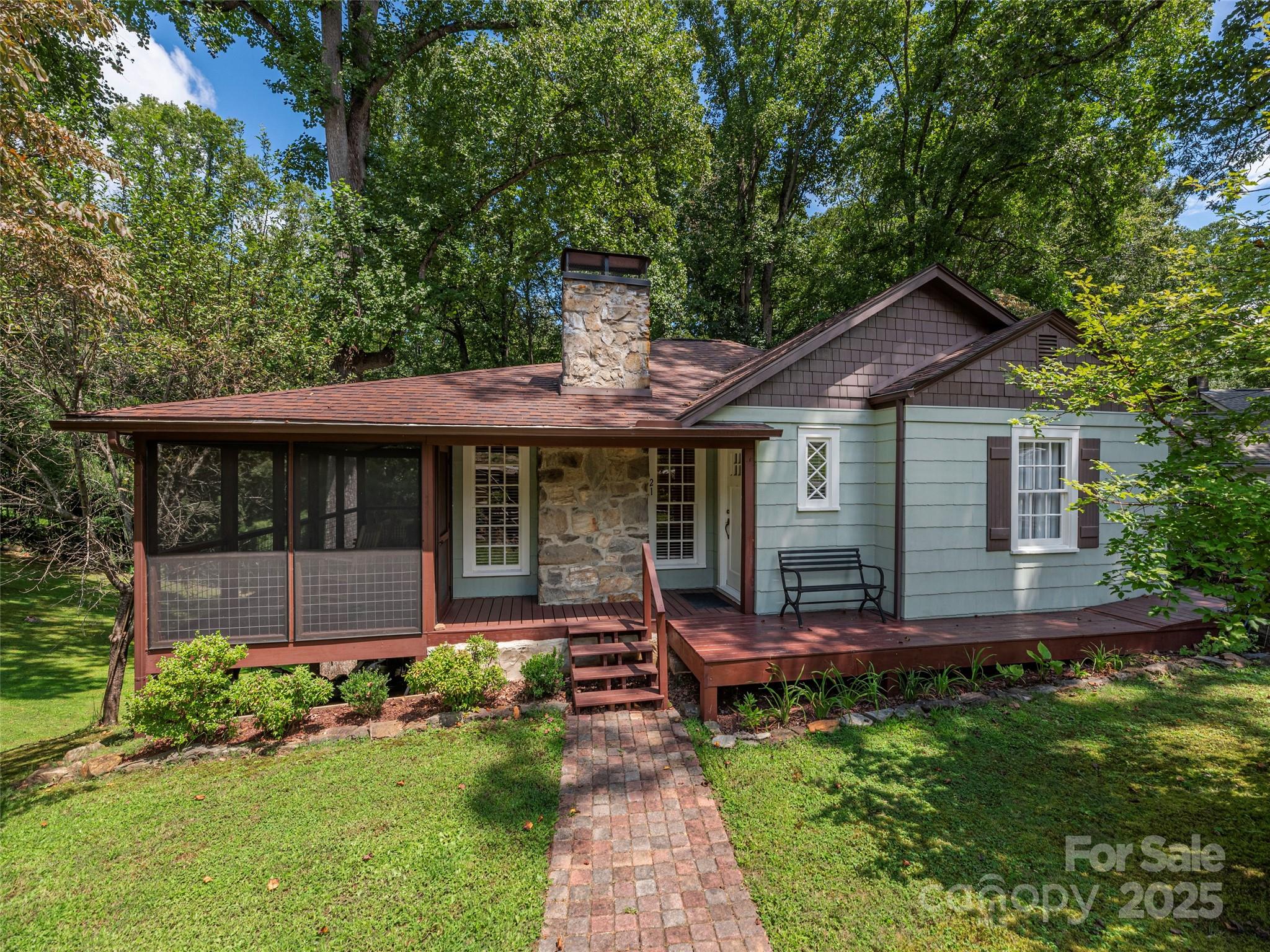 21 Auburn Road Waynesville NC 28786