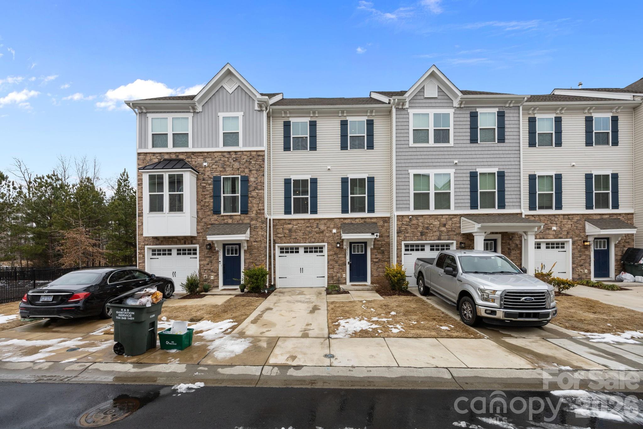 2307 Doby Creek Lane Charlotte NC 28262