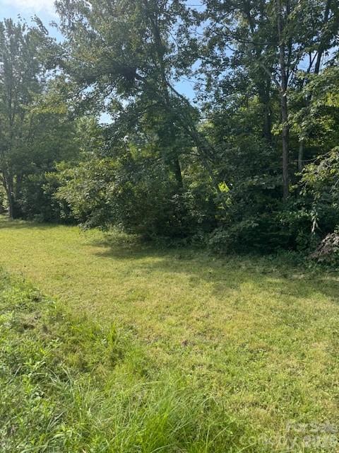 57 Twin Ponds Lane Hendersonville NC 28739