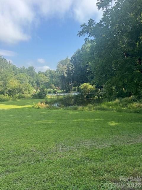 57 Twin Ponds Lane Hendersonville NC 28739