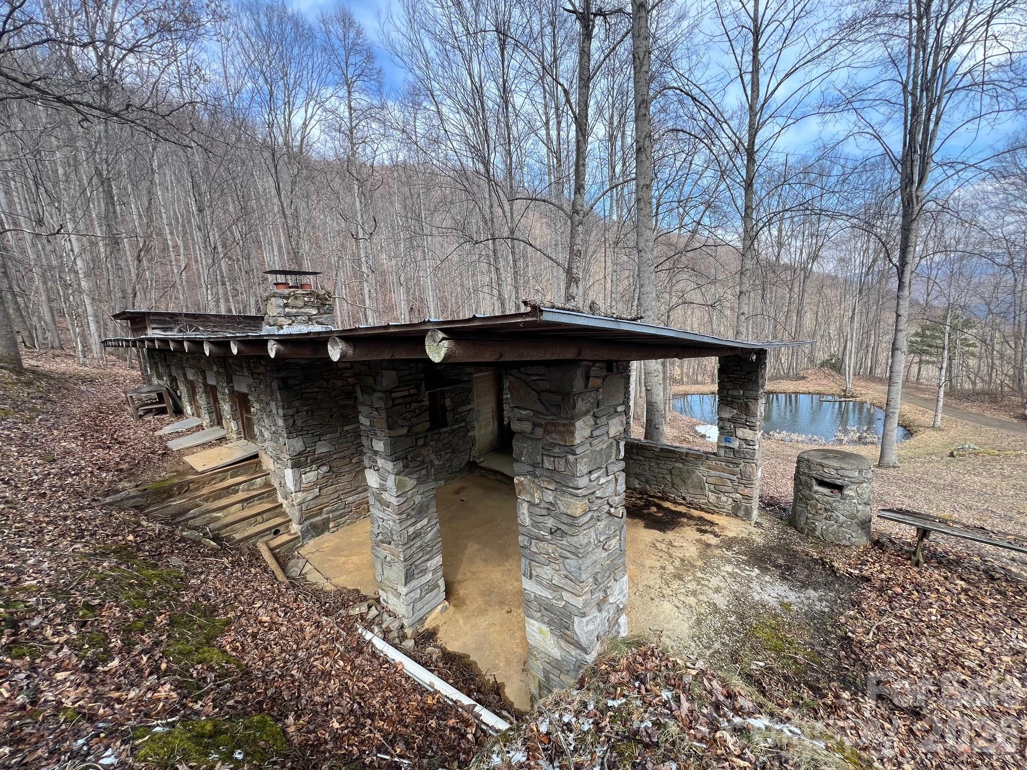 140 Wild Mountain Lane Barnardsville NC 28709
