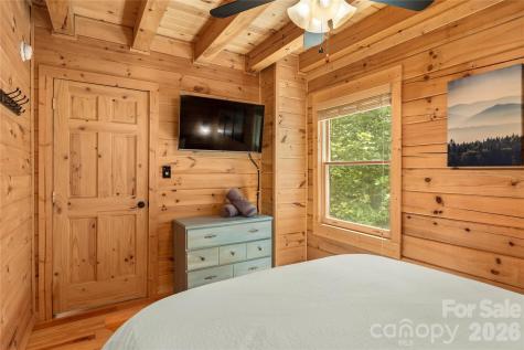 517 Luther Burbank Drive Lake Lure NC 28746