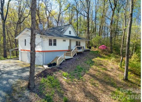 359 Rainbow Lake Drive Brevard NC 28712