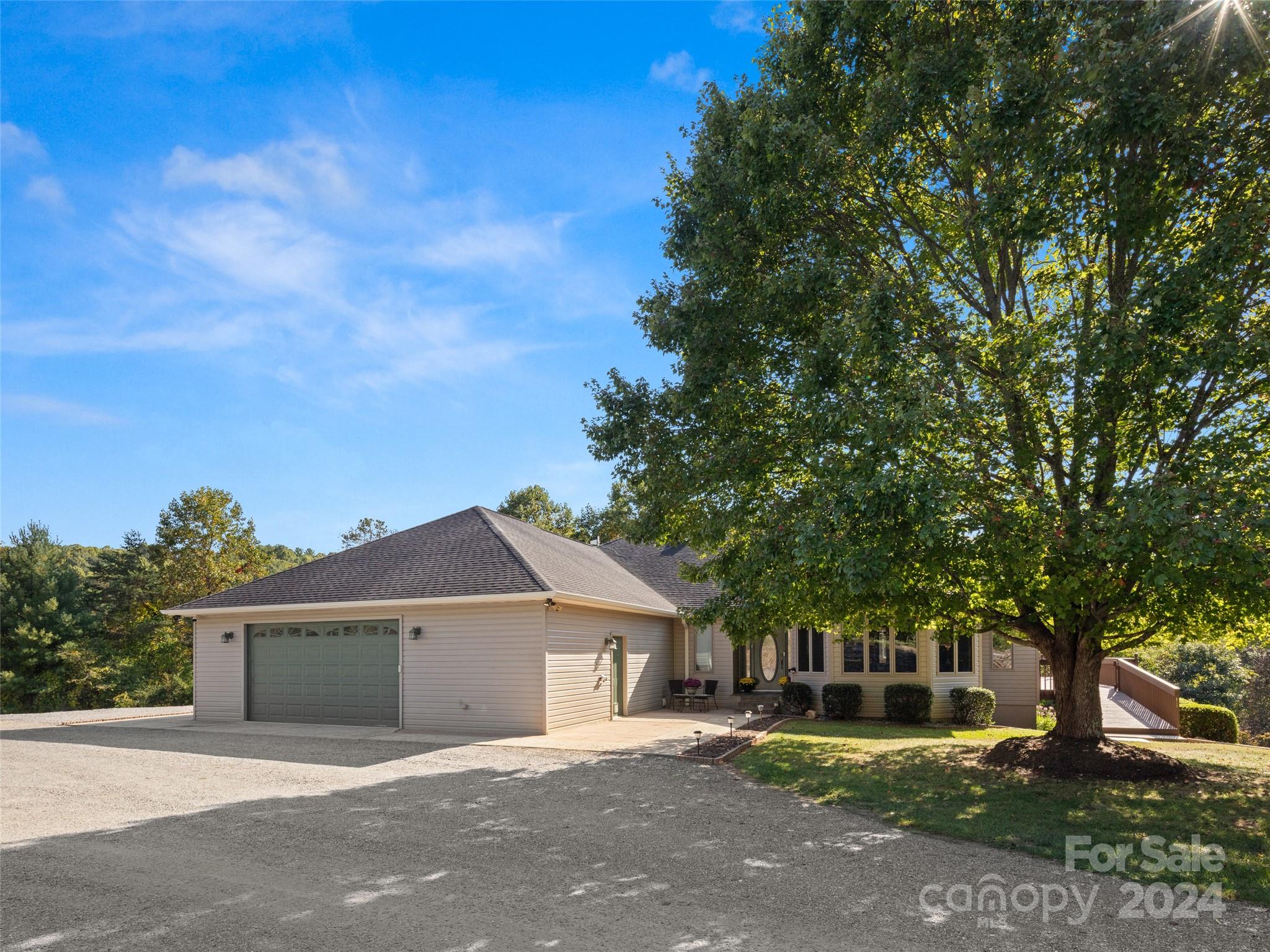 17 Deer Cove Lane Arden NC 28704