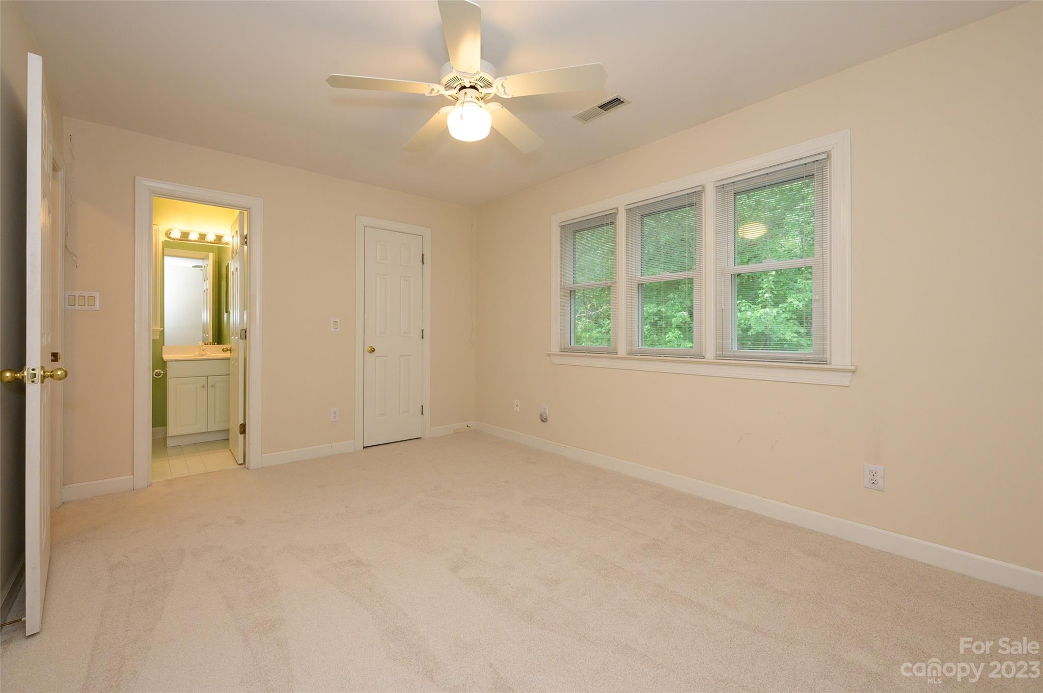 6118 Tuskan Drive Charlotte NC 28270