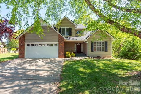23 Westmont Drive Asheville NC 28806