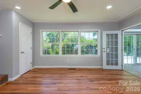 23 Westmont Drive Asheville NC 28806