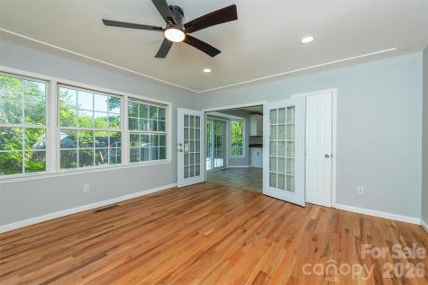 23 Westmont Drive Asheville NC 28806