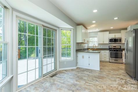 23 Westmont Drive Asheville NC 28806