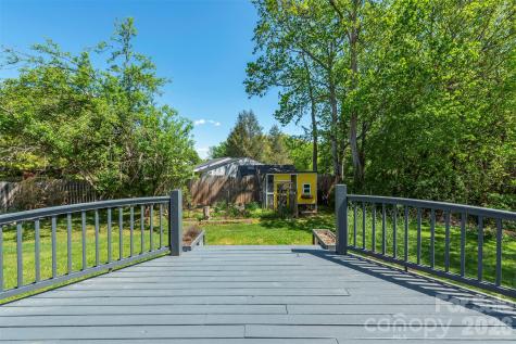 23 Westmont Drive Asheville NC 28806