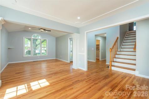 23 Westmont Drive Asheville NC 28806