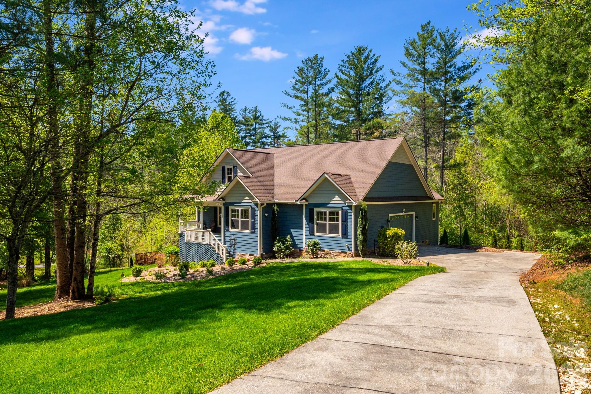 323 Daylily Drive Hendersonville NC 28739