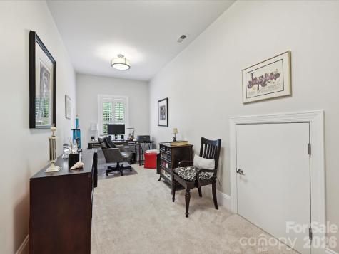6309 Wakehurst Road Charlotte NC 28226