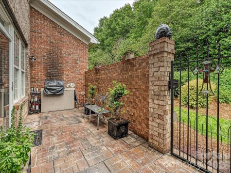 6309 Wakehurst Road Charlotte NC 28226