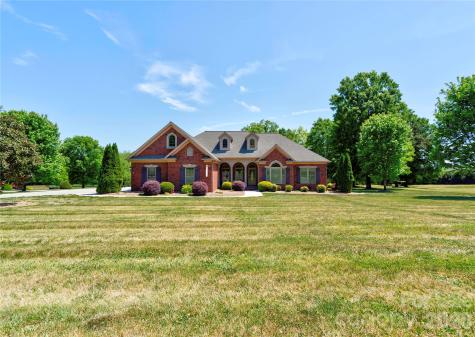 207 Cross Creek Drive Cherryville NC 28021