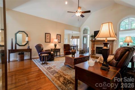207 Cross Creek Drive Cherryville NC 28021