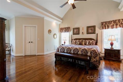 207 Cross Creek Drive Cherryville NC 28021
