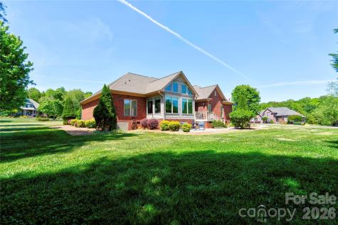 207 Cross Creek Drive Cherryville NC 28021