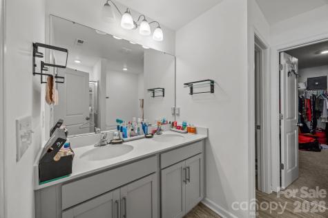9839 Oak Barrel Lane Charlotte NC 28215