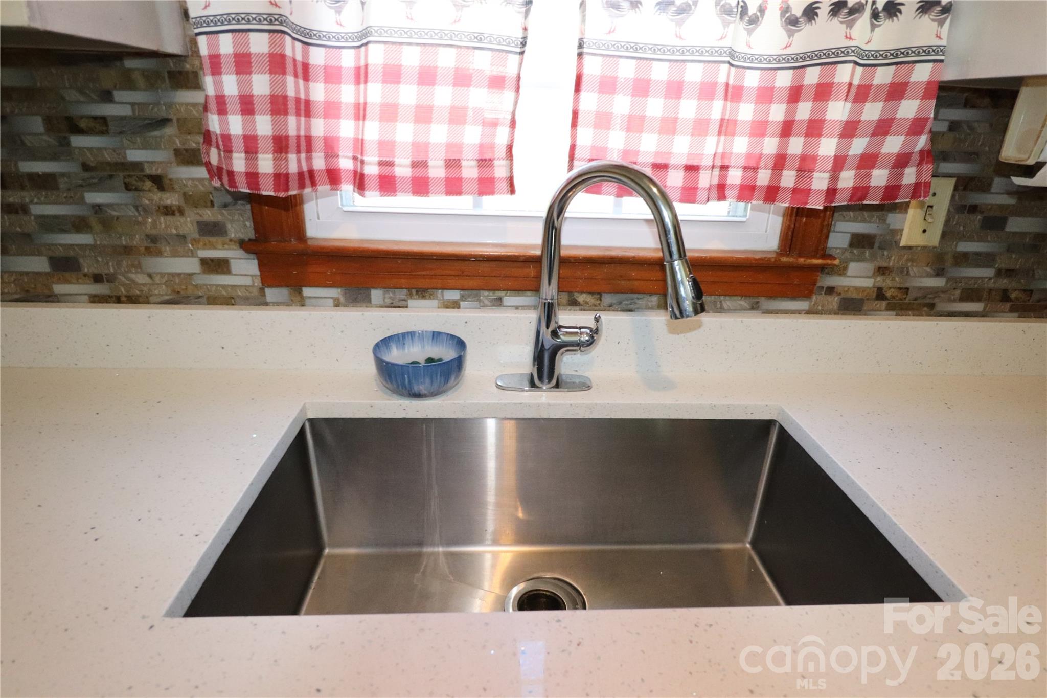 3931 Irvington Drive Charlotte NC 28205