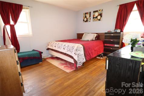 3931 Irvington Drive Charlotte NC 28205