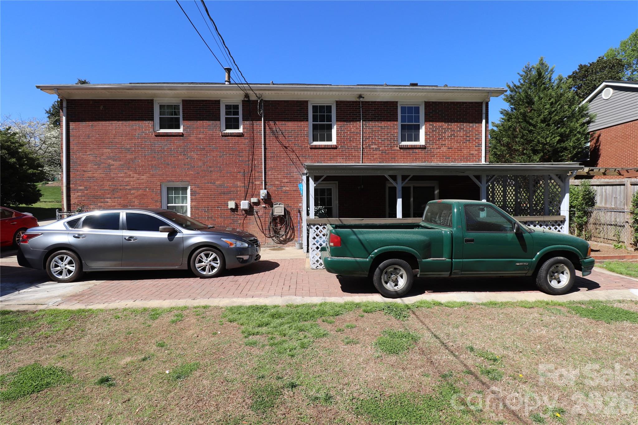3931 Irvington Drive Charlotte NC 28205