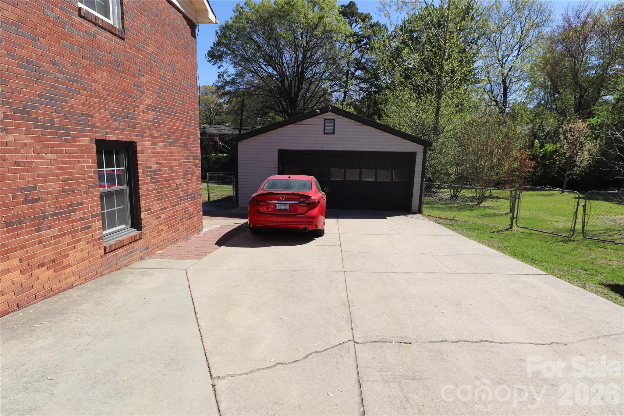 3931 Irvington Drive Charlotte NC 28205