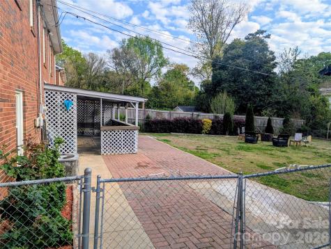 3931 Irvington Drive Charlotte NC 28205