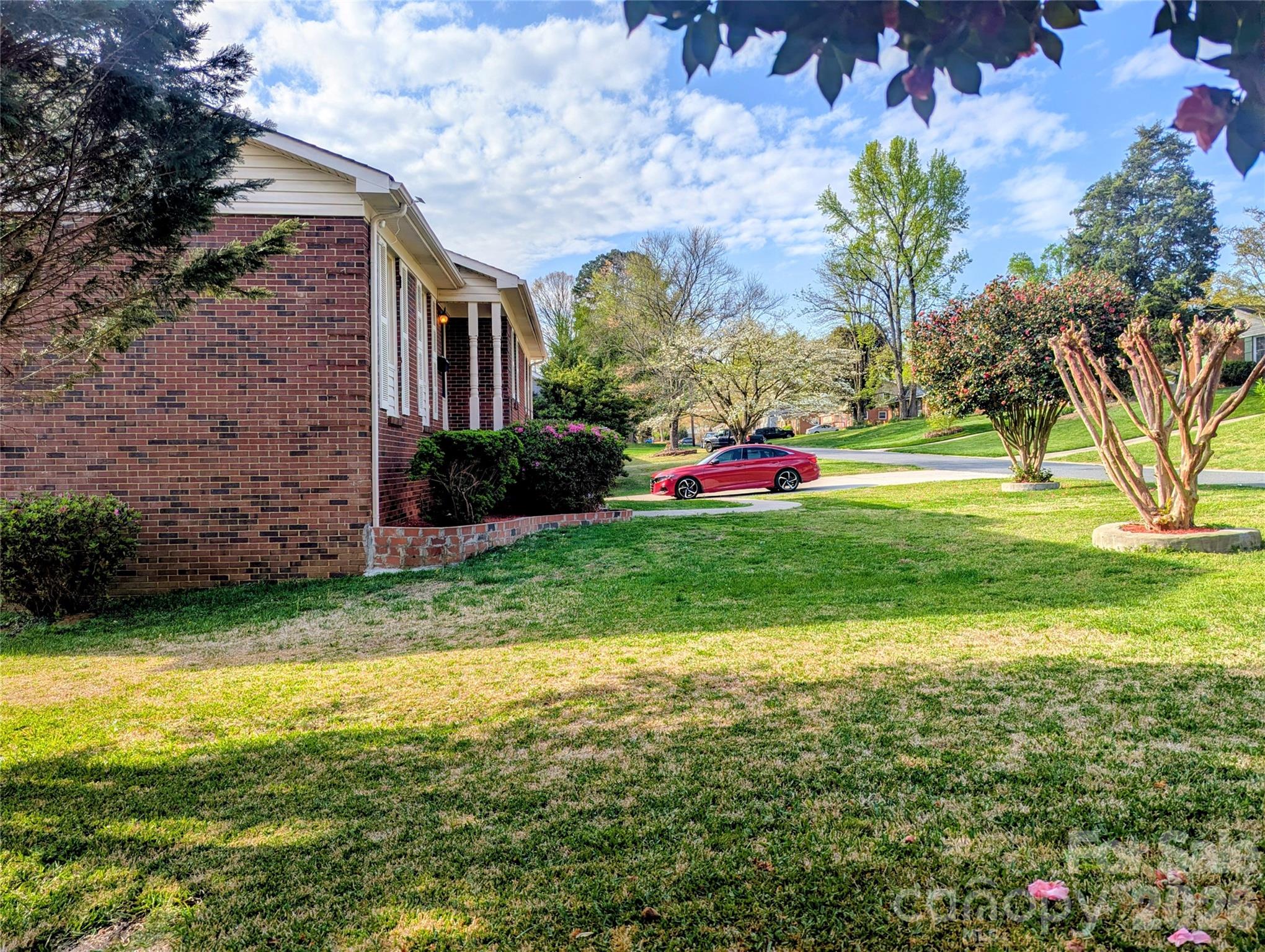 3931 Irvington Drive Charlotte NC 28205