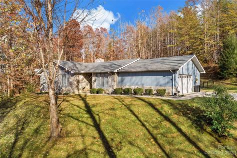 1755 Old Greenlee Road Marion NC 28752
