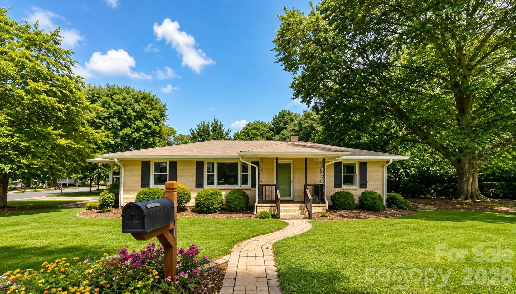 810 Lakeview Drive Pineville NC 28134