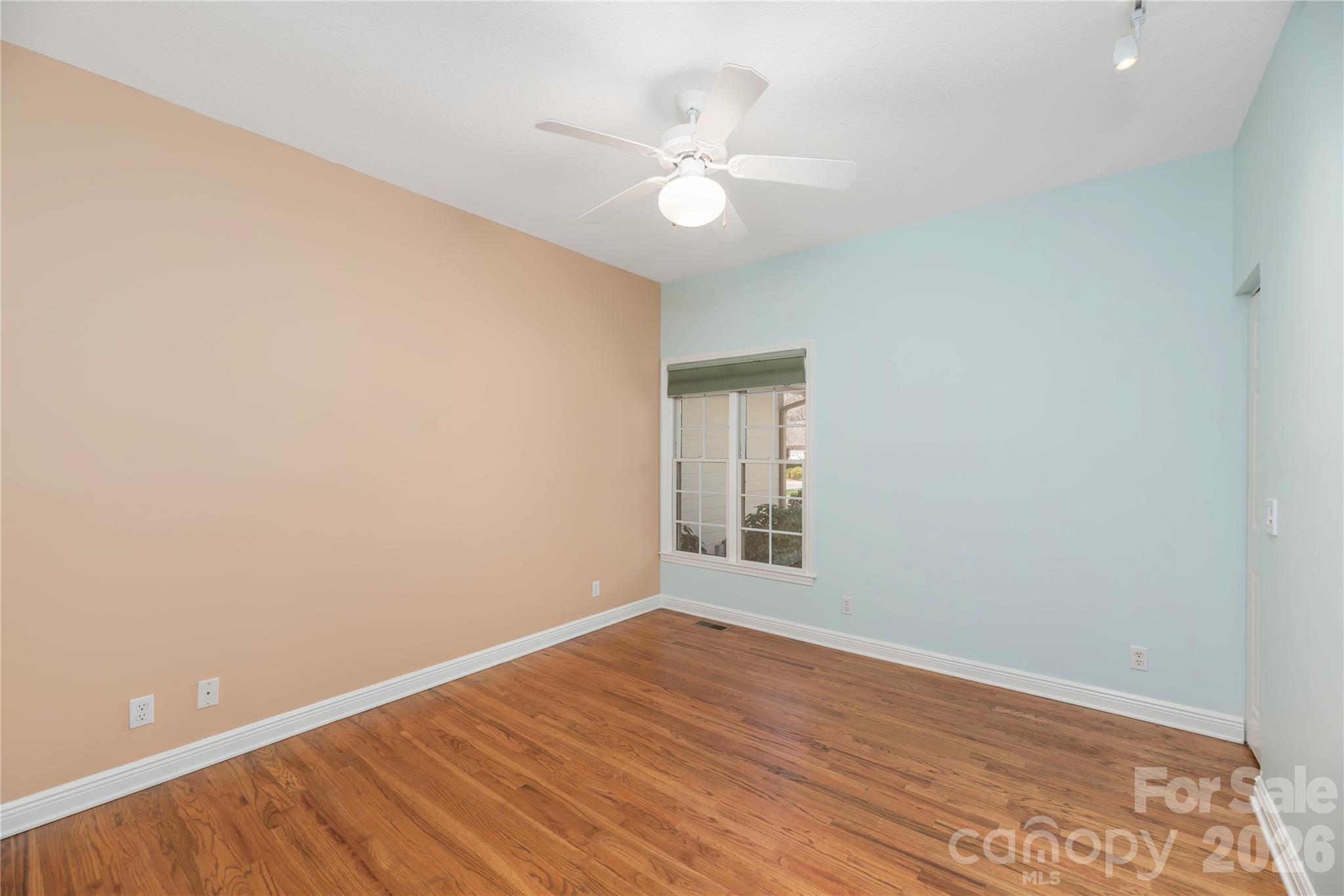 64 Pinnacle Point Asheville NC 28805