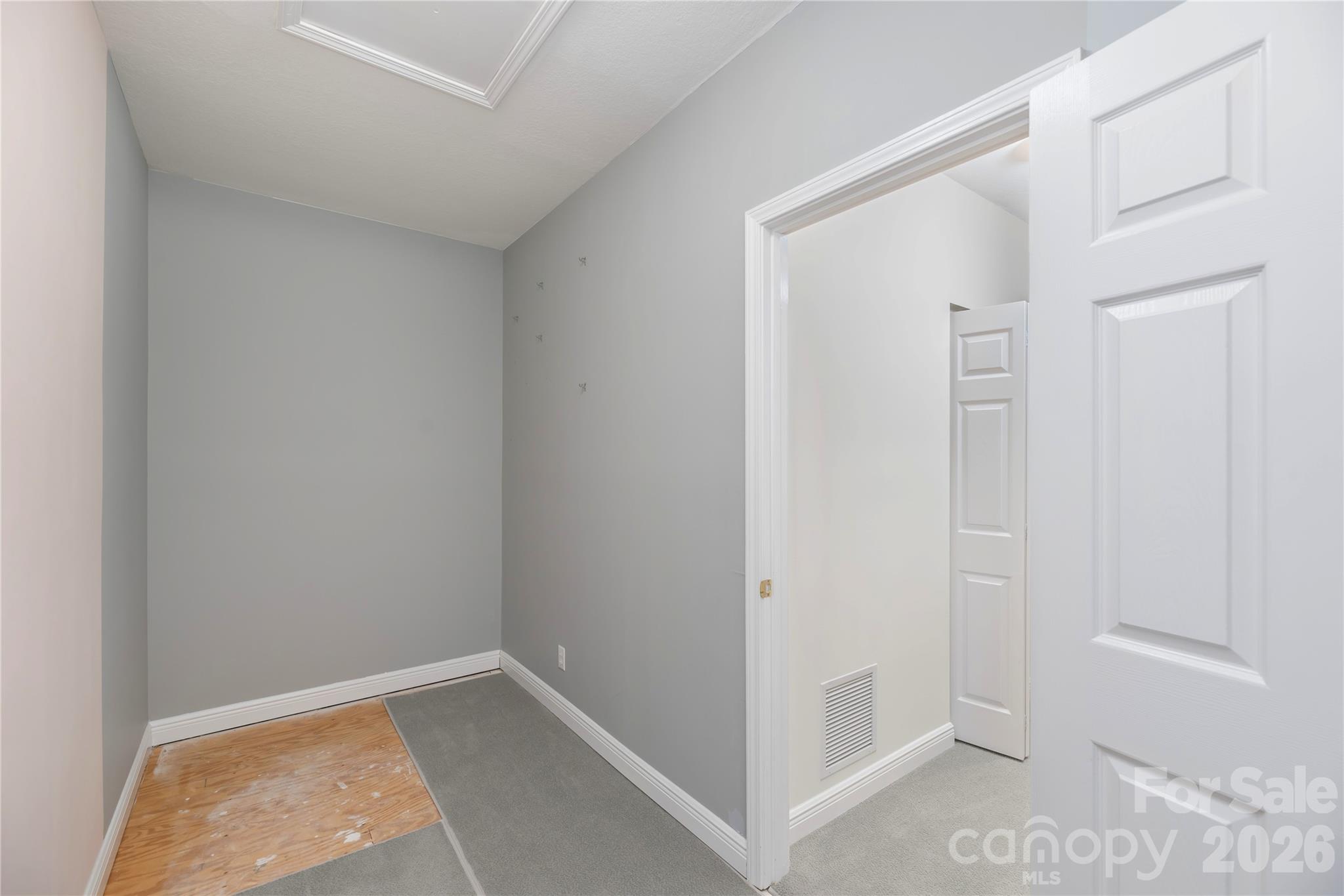 64 Pinnacle Point Asheville NC 28805