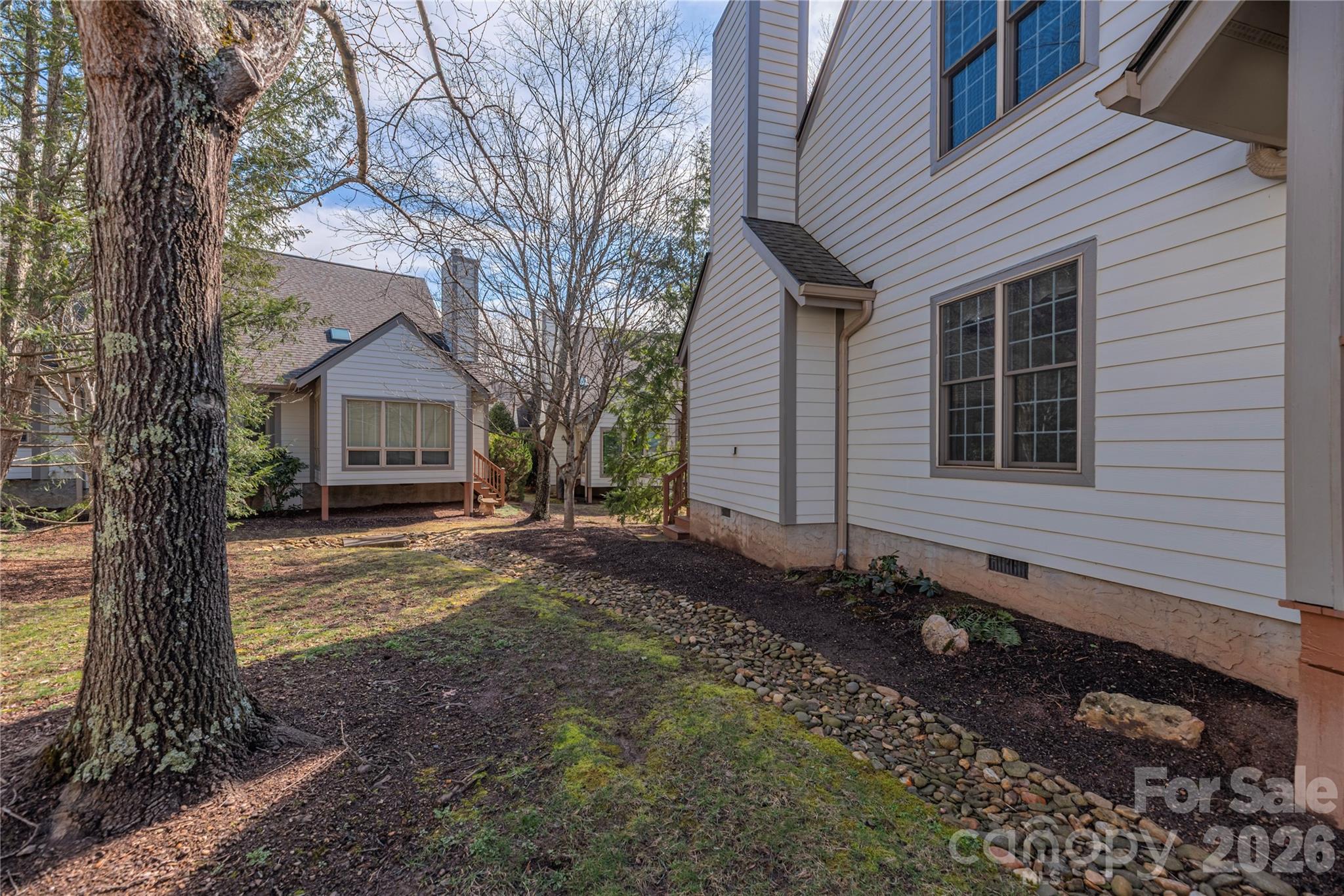 64 Pinnacle Point Asheville NC 28805