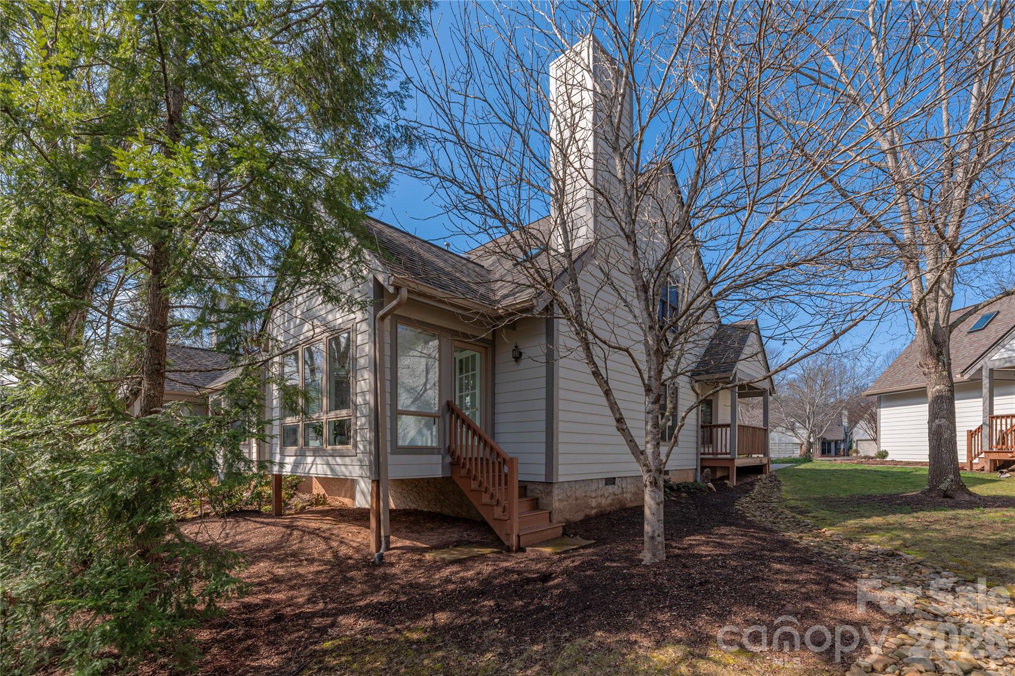 64 Pinnacle Point Asheville NC 28805