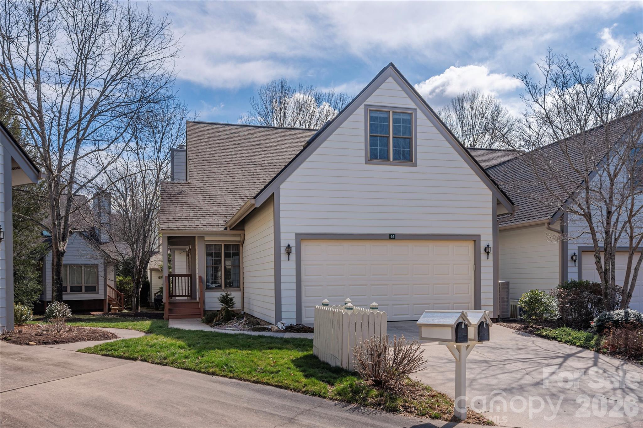 64 Pinnacle Point Asheville NC 28805