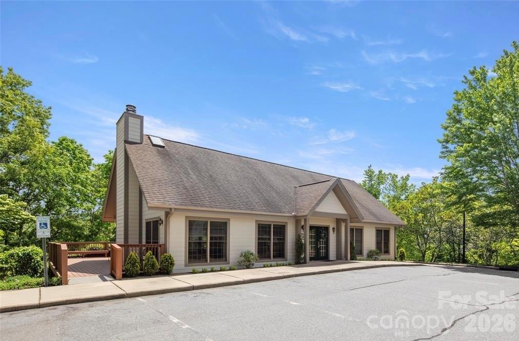 64 Pinnacle Point Asheville NC 28805