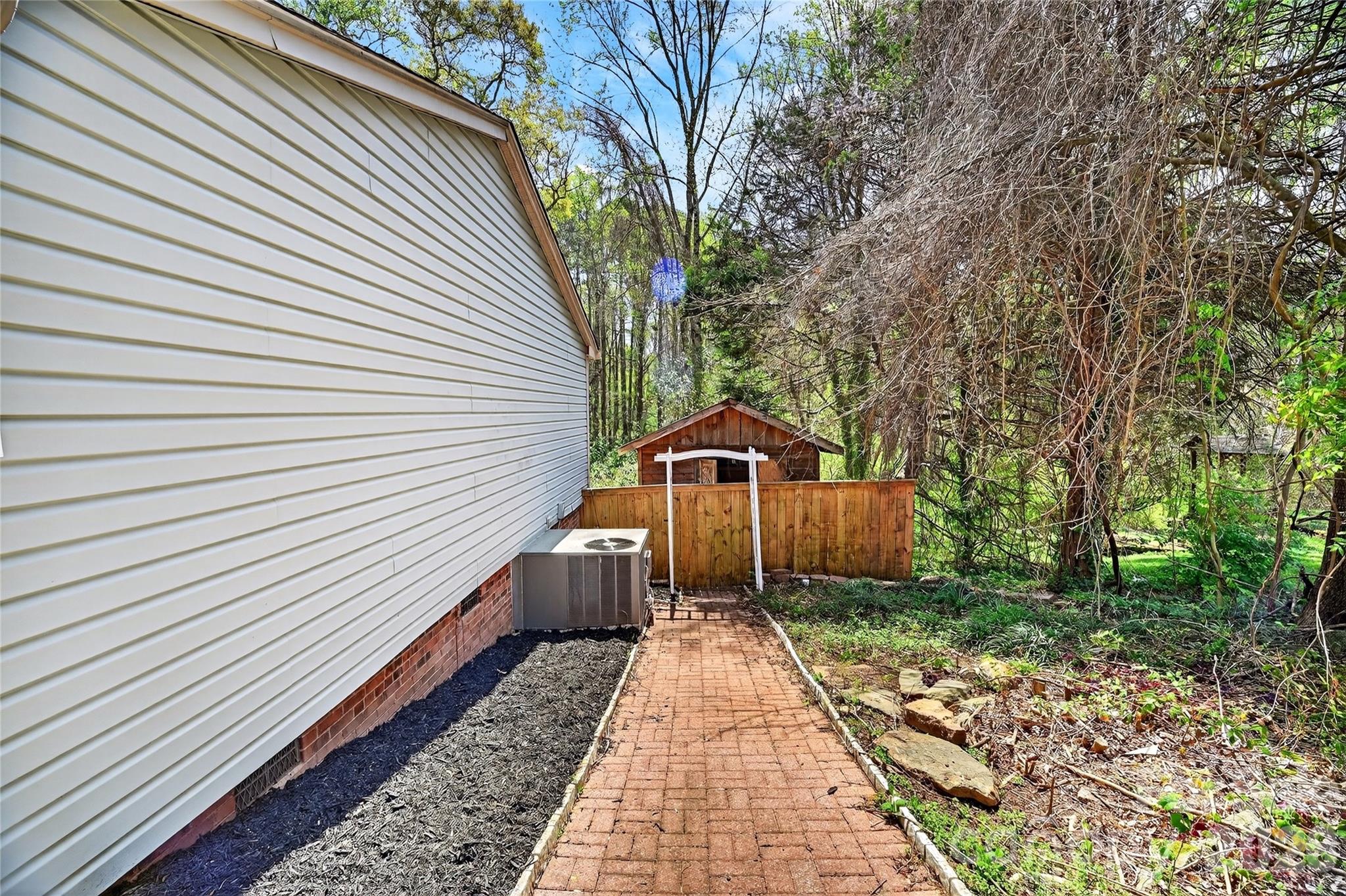 1919 Oak Hollow Road Gastonia NC 28054