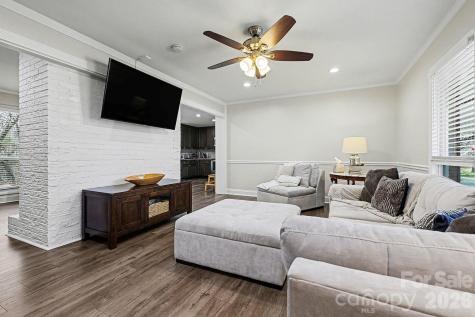 506 Nola Avenue Kannapolis NC 28083