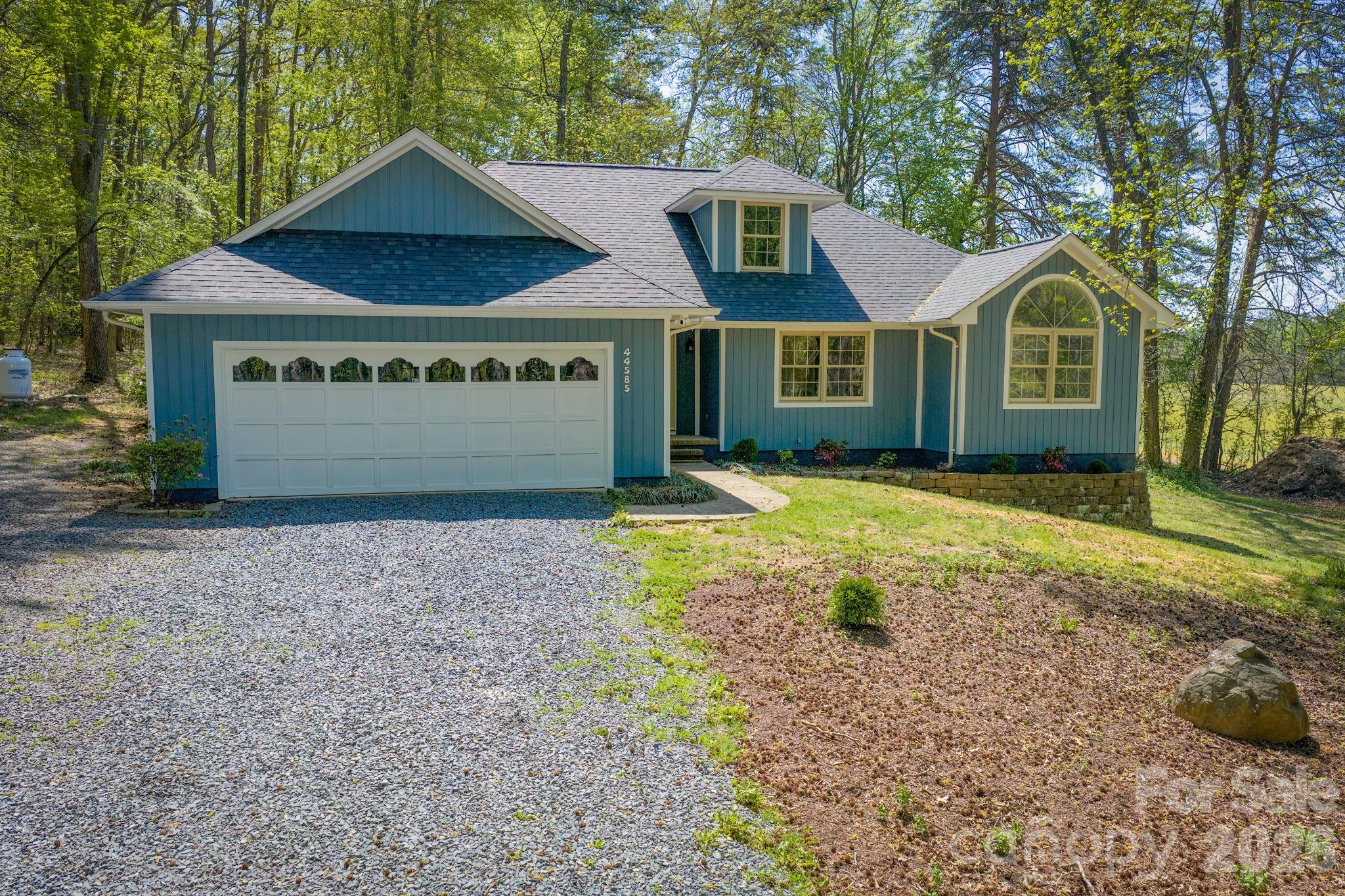 44585 Baldwin Road New London NC 28127