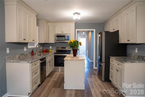 44585 Baldwin Road New London NC 28127
