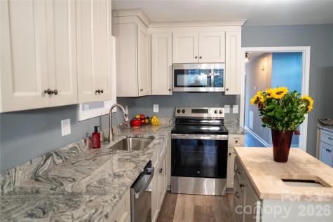 44585 Baldwin Road New London NC 28127