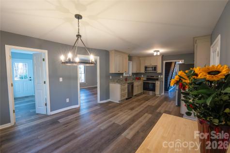 44585 Baldwin Road New London NC 28127
