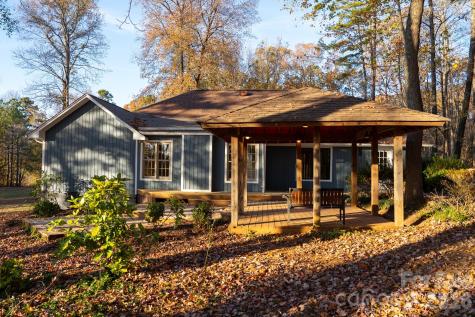 44585 Baldwin Road New London NC 28127