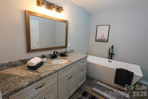 44585 Baldwin Road New London NC 28127