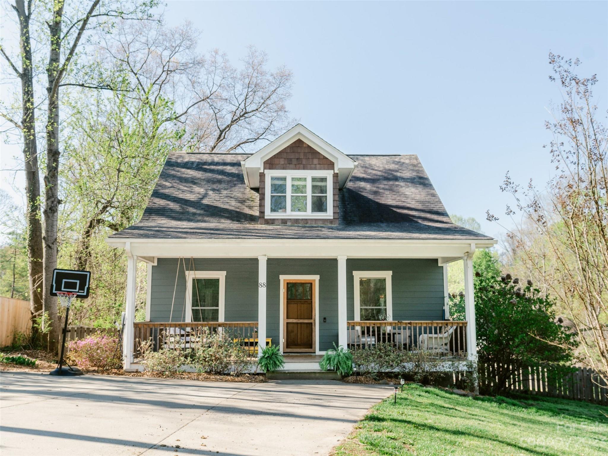 88 5th Avenue Asheville NC 28806