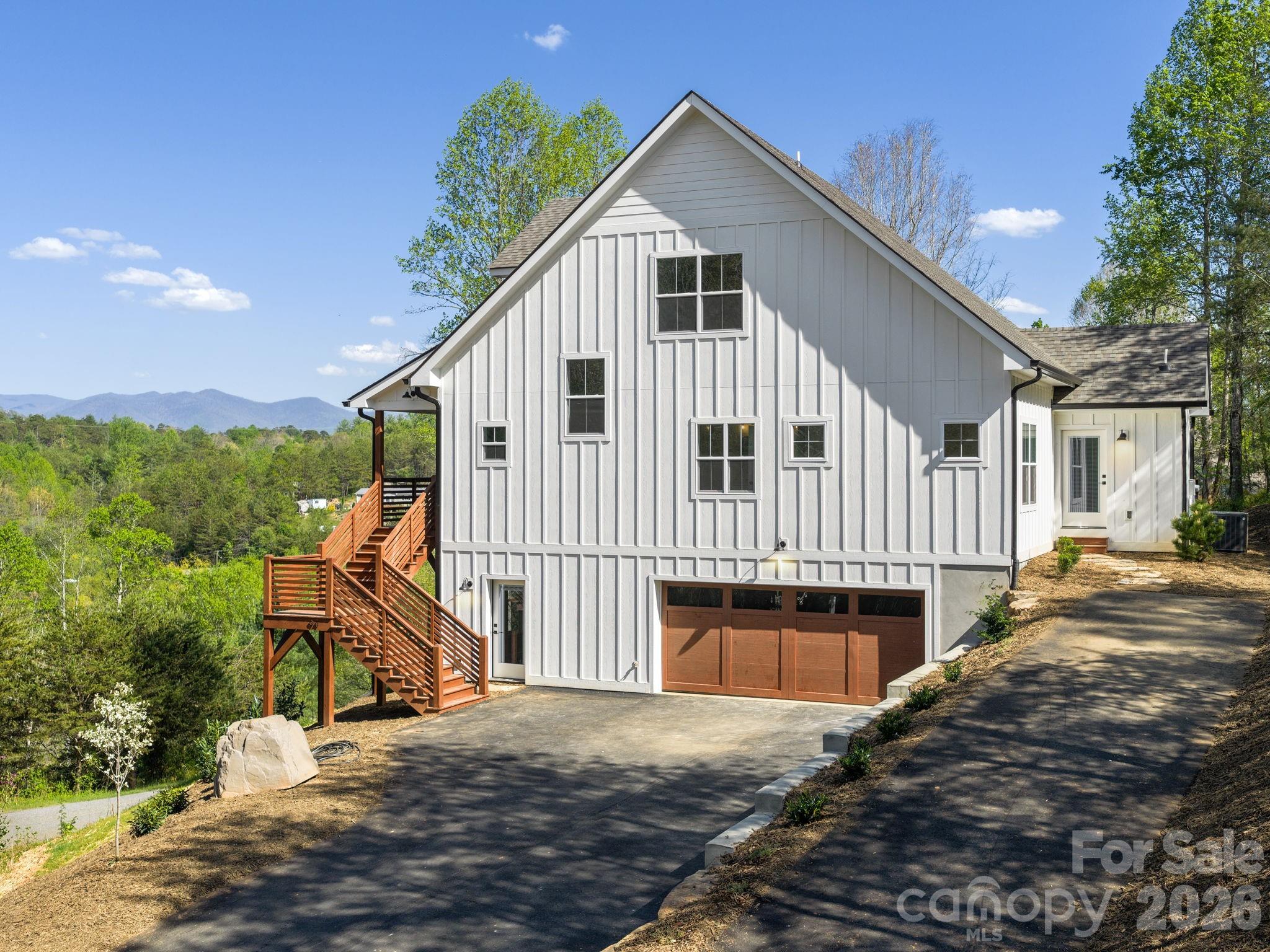 94 Spicewood Road Weaverville NC 28787