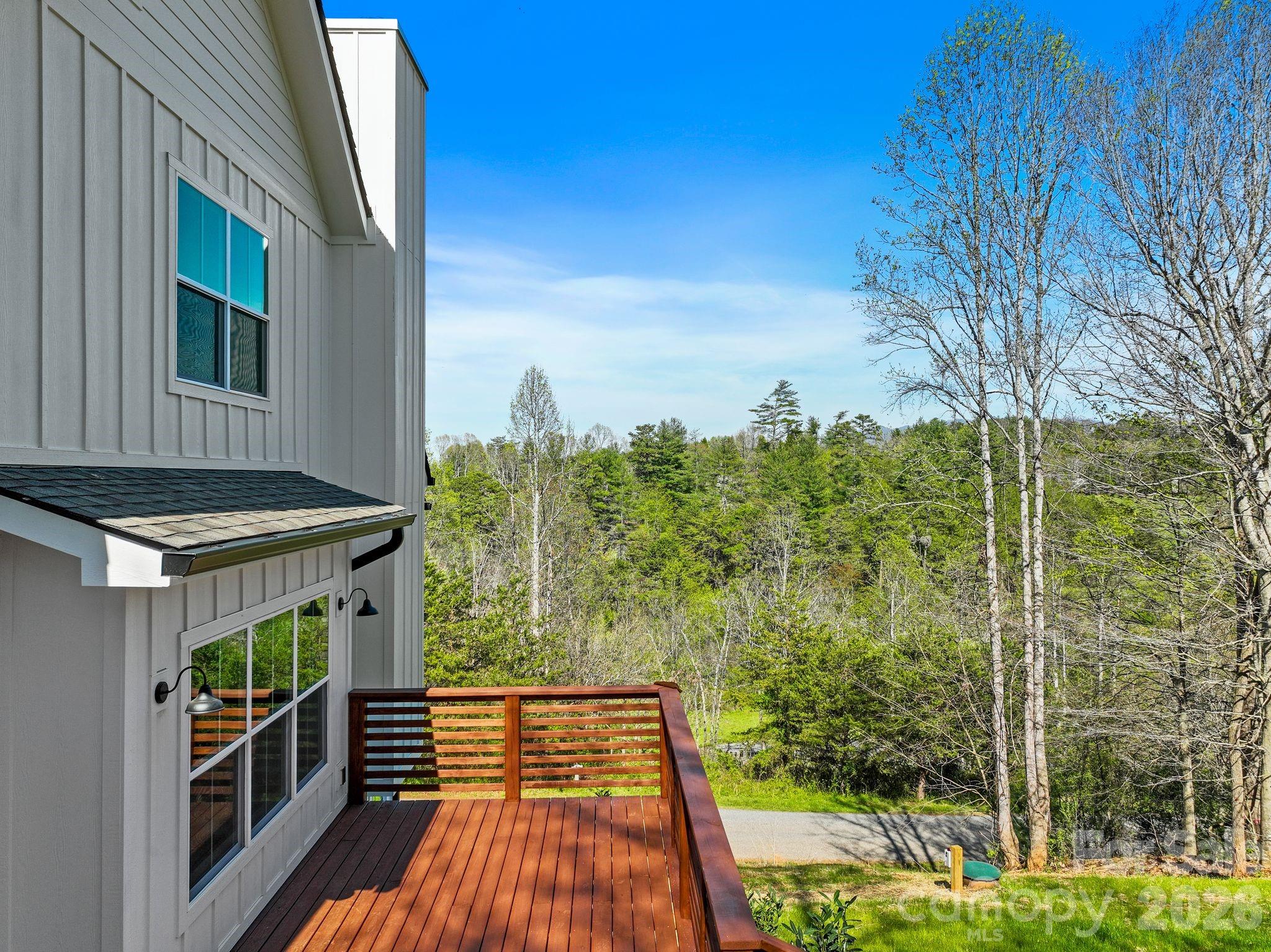 94 Spicewood Road Weaverville NC 28787